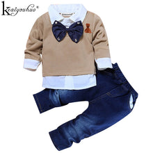 Dapper Downtime T-shirt and Jeans set